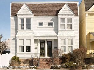 446 E Allen St, Hudson, NY 12534