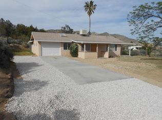 49124 Pioneer Dr, Morongo Valley, CA 92256