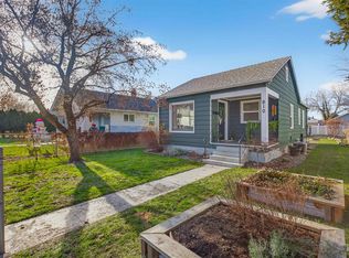 810 3rd St, Clarkston, WA 99403