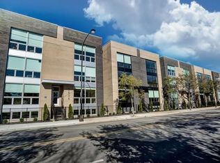 2532 W Addison St #2W, Chicago, IL 60618