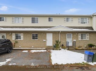 8136 Coventry Rd #21, Niagara Falls, ON L2H 2X6