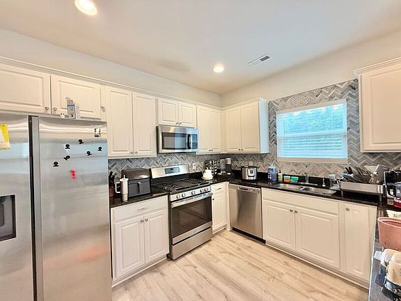 4th image of 5244 Calhoun Pl