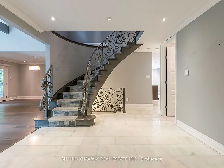 1590 Yew St — Photo 19