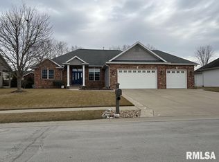 2804 Rutherford Trek, Springfield, IL 62711