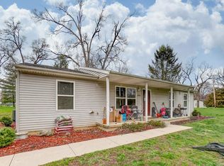 913 Stony Dr, Auburn, IN 46706