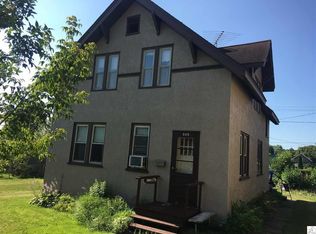 325 5th St SW, Chisholm, MN 55719