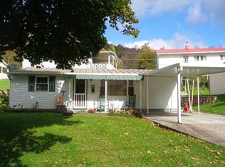 317 4th St, Burnham, PA 17009