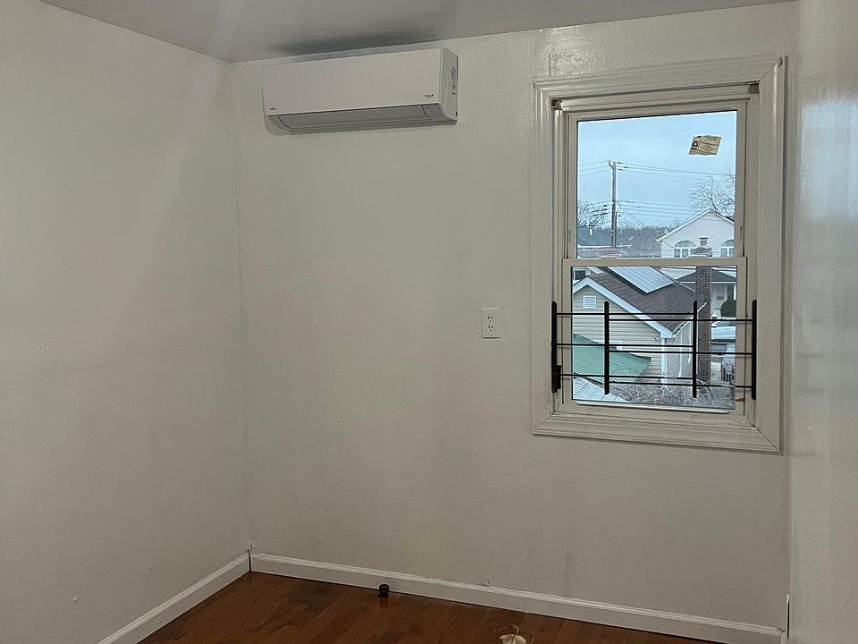 1st image of 14435 223rd St Floor 2
