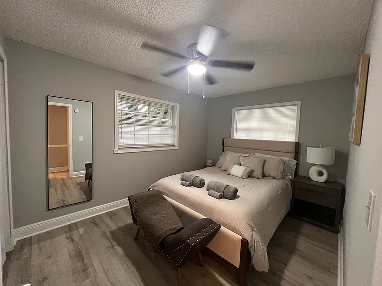 200 S Betty Ln — Photo 5
