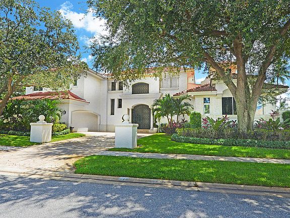 Home For Sale In Boca Grove