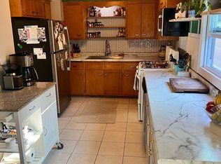 426 E Wilson St #2, Milwaukee, WI 53207