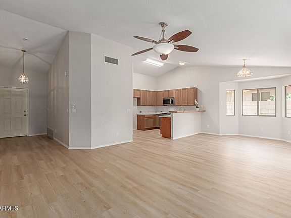 4th image of 3295 S RAINBURST Place