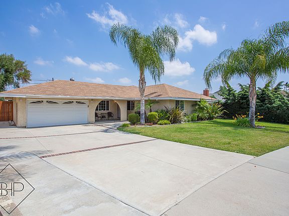 4th image of 14920 Redwood Ln