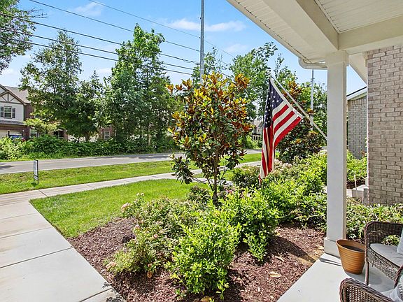2nd image of 204 Douglas Bend Rd #504