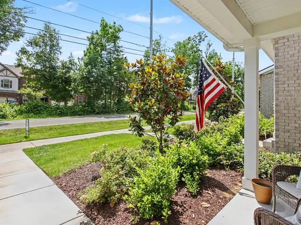 204 Douglas Bend Rd #504, Gallatin, TN 37066