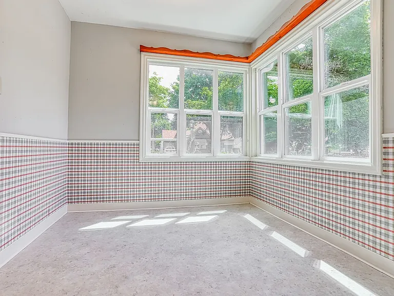 4106 NW Fir St — Photo 16