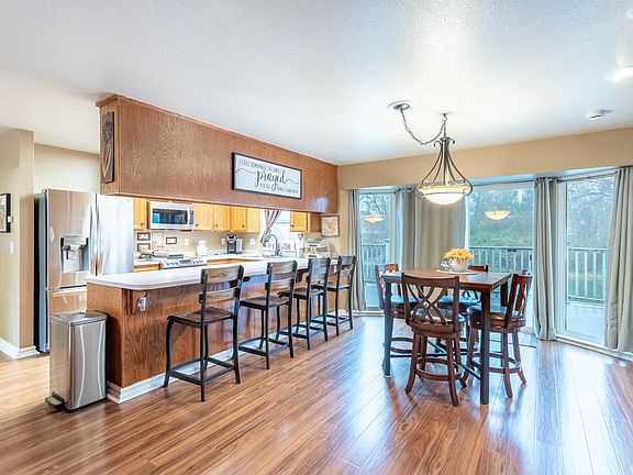4th image of 19229 Kleat Pl