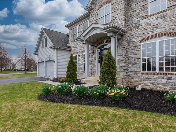 2nd image of 5336 Greenbriar Dr