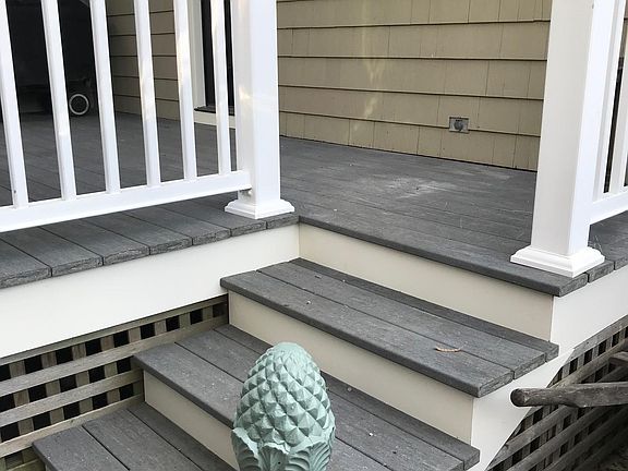 2nd image of 395 Jefferson Ave #1