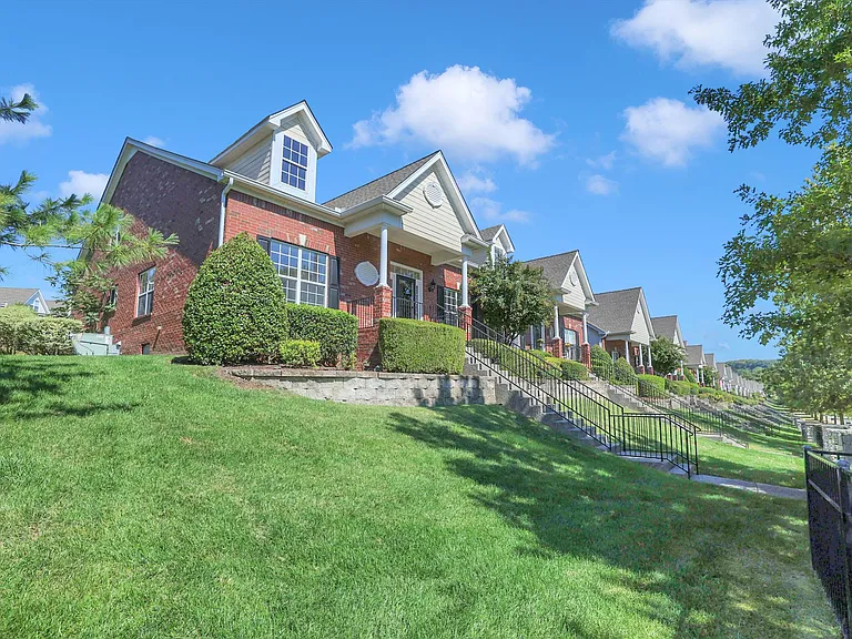 1302 Liberty Pike — Photo 34