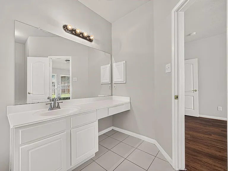 11814 Copperas Creek Dr — Photo 23
