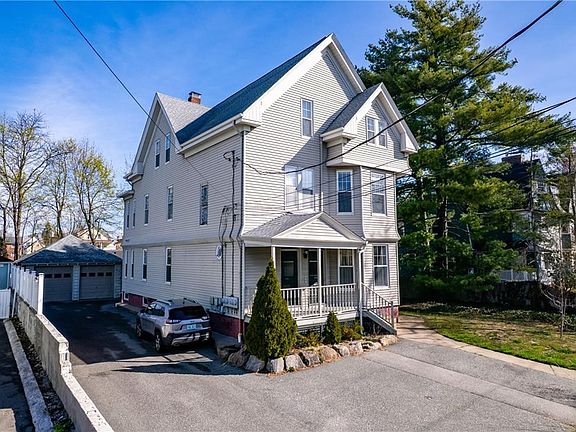 5th image of 169 Arnold Ave #B