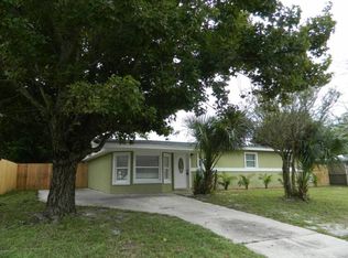 740 Sailfish Dr, Atlantic Beach, FL 32233