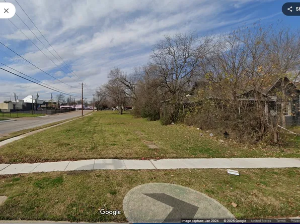2401 Peabody Ave, Dallas, TX 75215