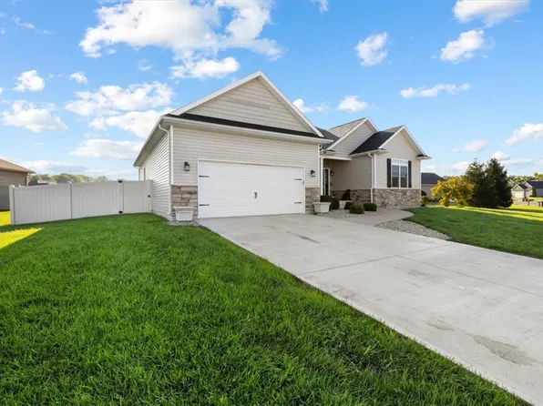 1005 Haverhill Dr, Troy, OH 45373