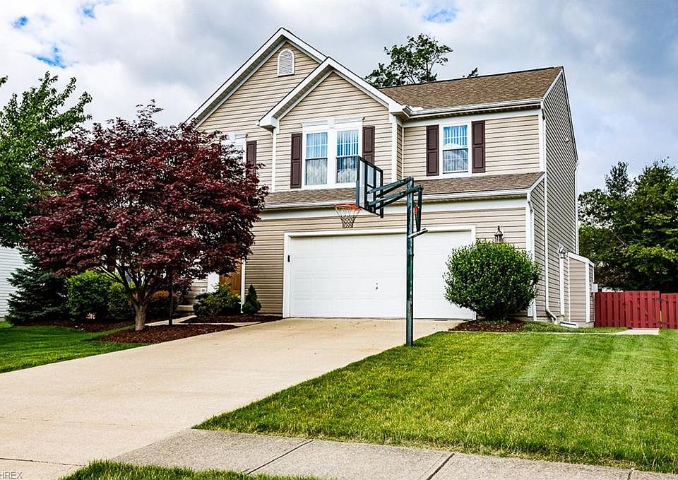 1st image of 146 Clearwater Dr