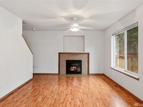 4th image of 6321 217th St E