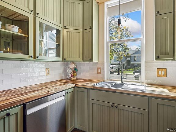 3rd image of 409 W Lucerne Drive