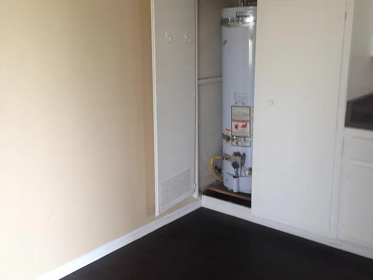 1110 S Kenmore Ave #6P — Photo 10