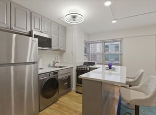 5631 N Sheridan Rd #S1101, Chicago, IL 60660