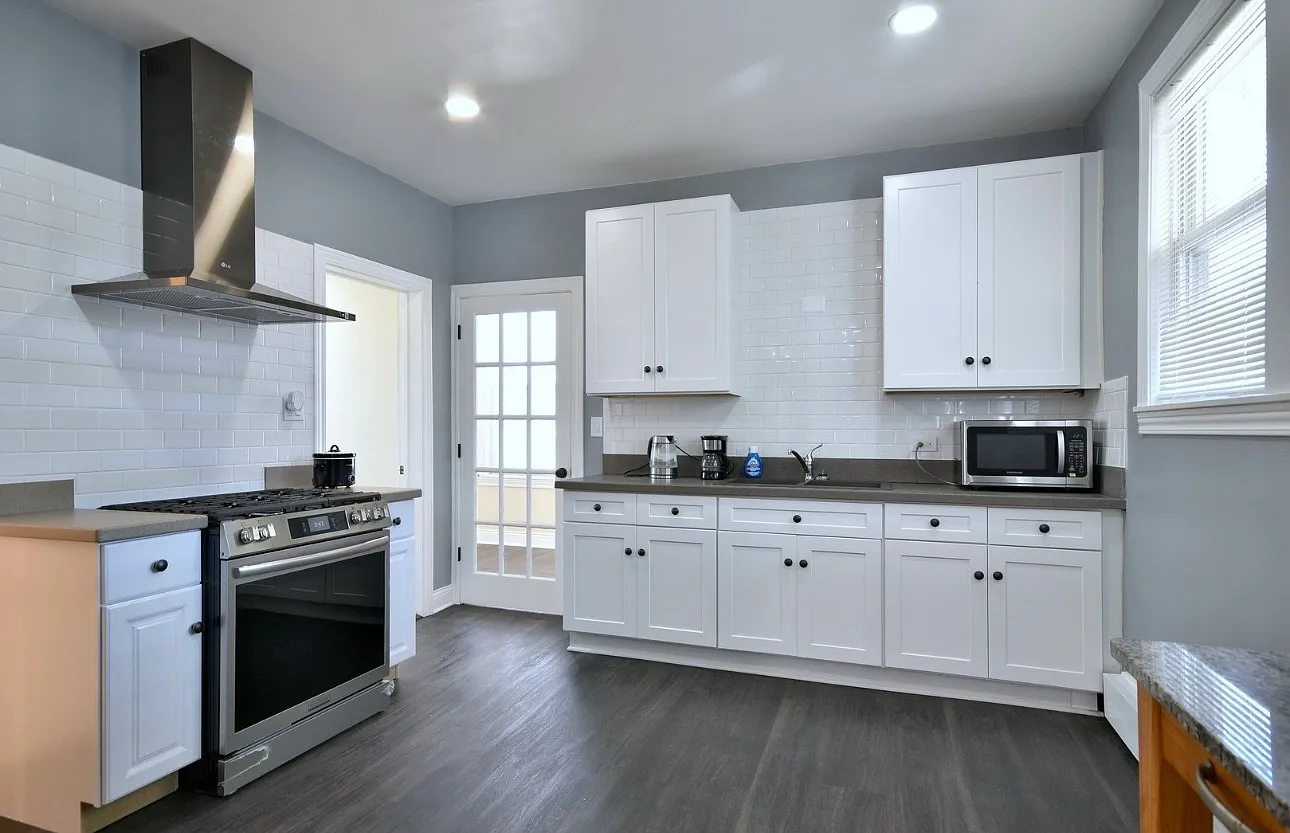 3521 Oak Ave — Photo 3