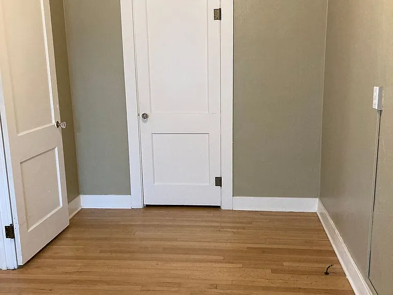 1263 Oak St #2 — Photo 12
