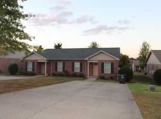 1006 Pin Oak Dr UNIT B, Hopkinsville, KY 42240