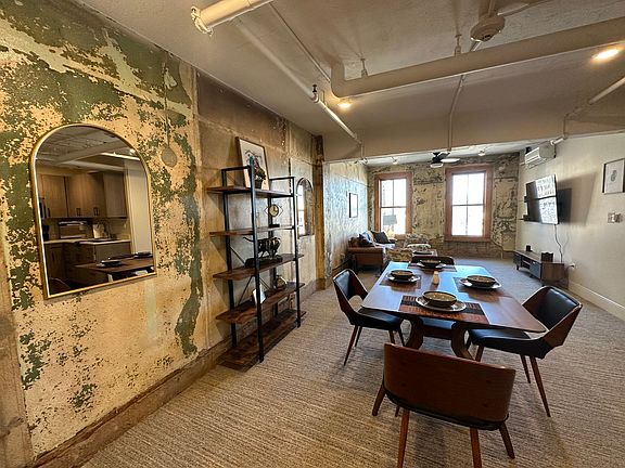 5th image of 219 N Alamo St #403