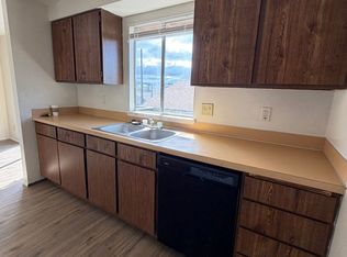 225 NW 12th St, Pendleton, OR 97801