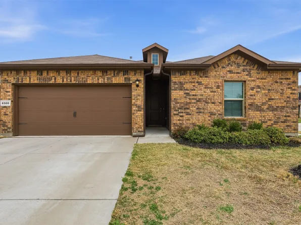 8300 Twisted Pine Way, Fort Worth, TX 76131