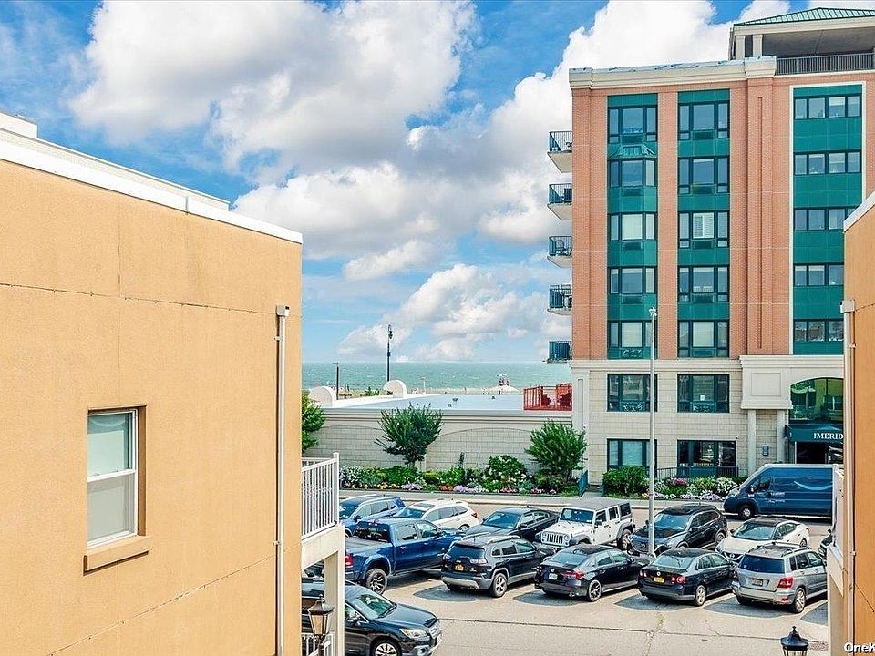 1st image of 251 W Broadway #305