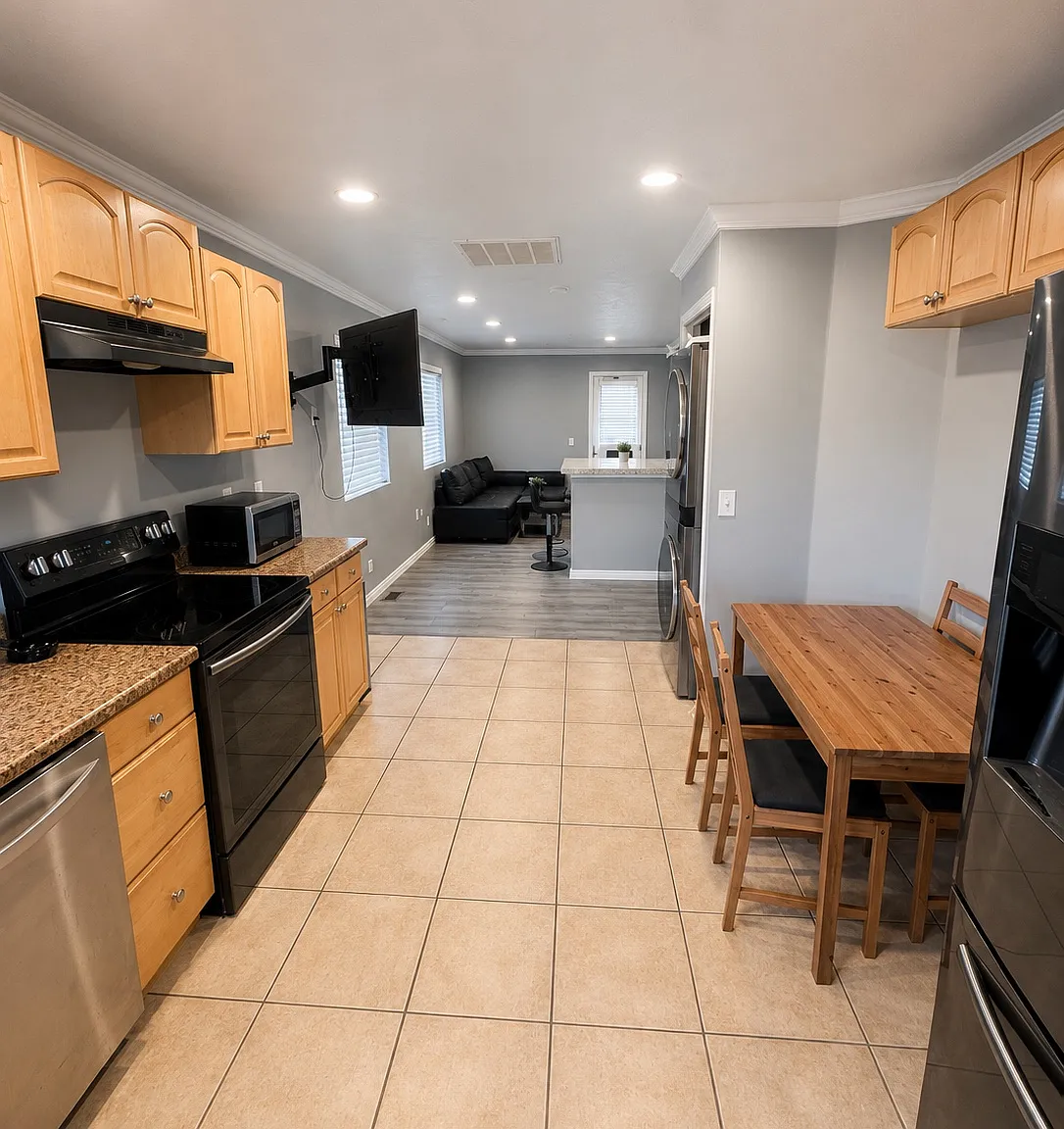 1 bed, 700 sqft, $1,700 — Photo 4