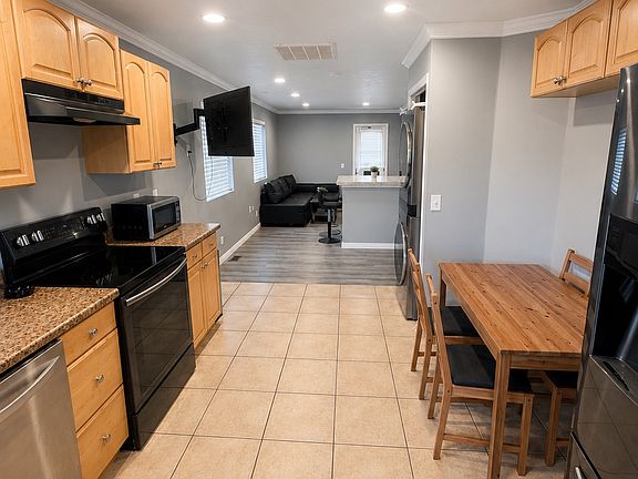 4th image of 1230 E Starwood Ct Unit A