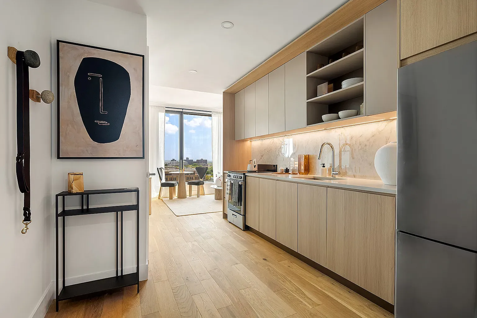 20 Rockwell Place — Photo 2