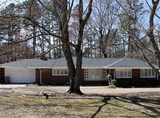 208 Arrowhead Cir, Spartanburg, SC 29301