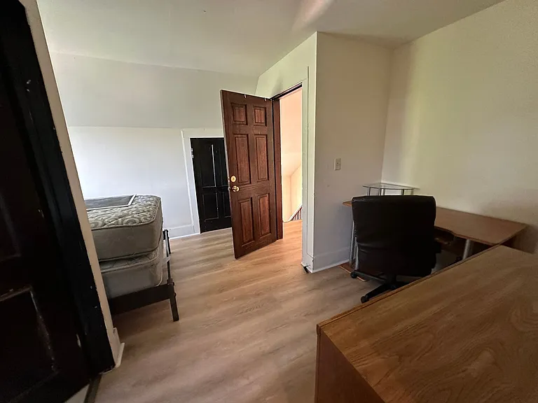306 Eddy St — Photo 15
