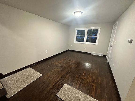 3rd image of 795 Highland Ave #W