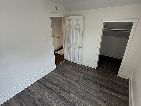 5th image of 353 Sherburne Ave
