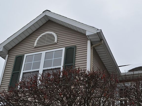 2nd image of 24 Coralberry Ct