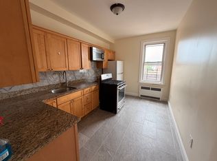 1539 Hollywood Ave #3, Bronx, NY 10461